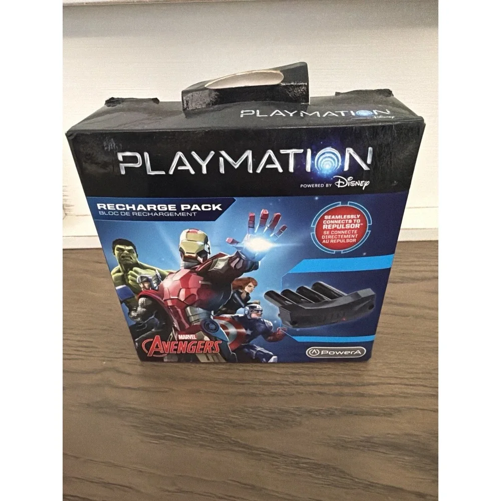 Playmation Marvel Avengers Recharge Pack PowerA Repulsor Charger Dock USB‎ New